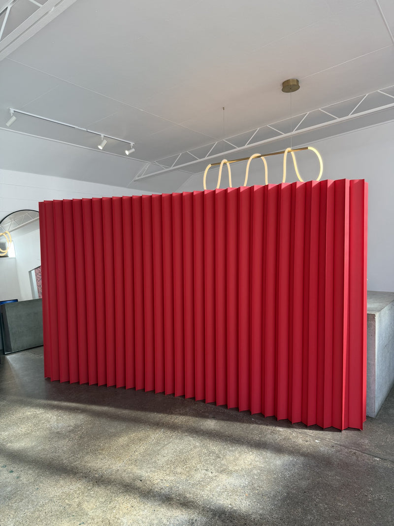 PLEAT 200 - Red